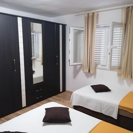 Apartment Slavica Trogir Exterior photo