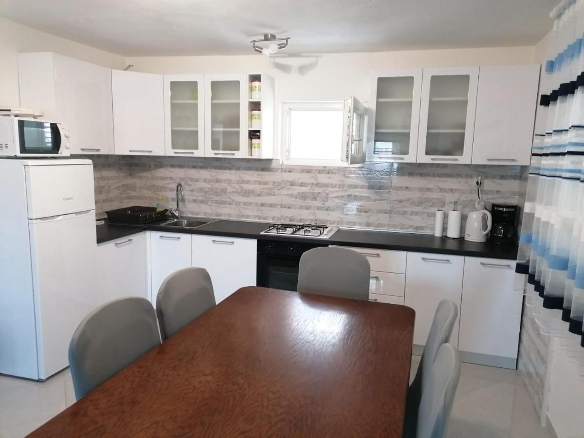 Apartment Slavica Trogir Exterior photo