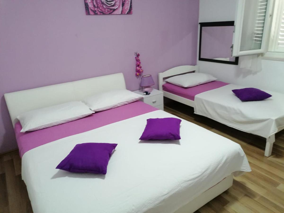 Apartment Slavica Trogir Exterior photo