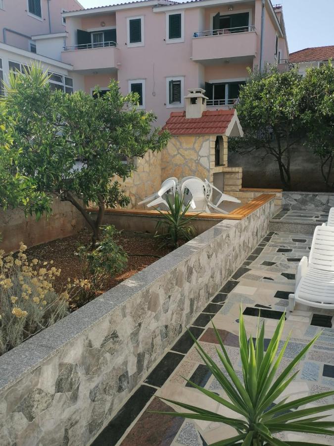 Apartment Slavica Trogir Exterior photo